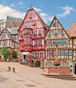 Marktplatz in Miltenberg © mojolo-stock.adobe.com