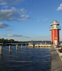Leuchtturm am Plauer See © babelsberger-fotolia.com