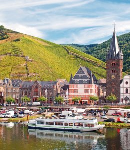 Bernkastel-Kues an der Mosel © mojolo-stock.adobe.com