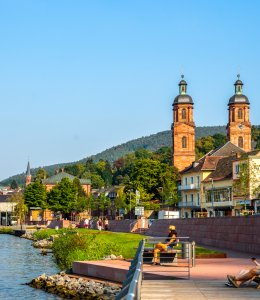 Miltenberg Mainpromenade © Sina Ettmer - stock.adobe.com
